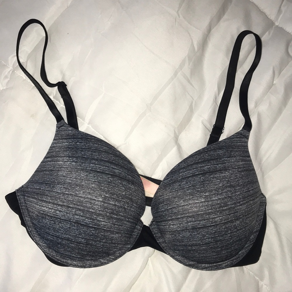 PINK-By VS Bra